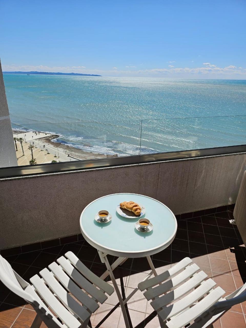 Sky & Sea View Luxury Apartments دراس المظهر الخارجي الصورة