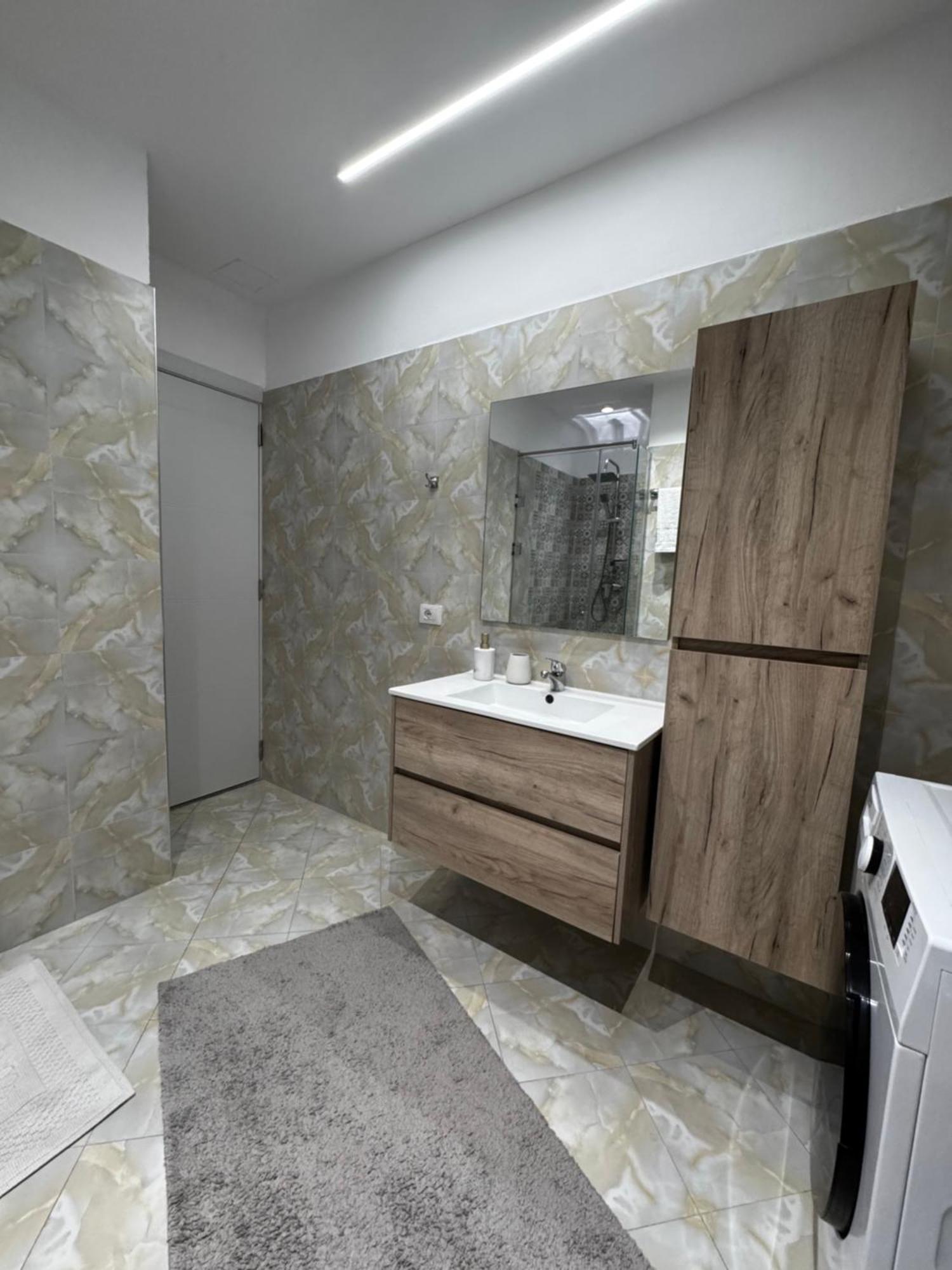 Sky & Sea View Luxury Apartments دراس المظهر الخارجي الصورة